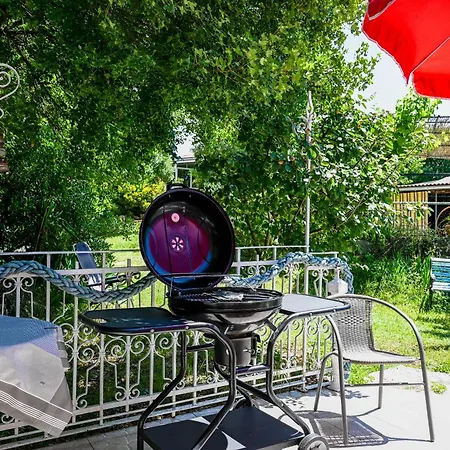Ferienhaus Helena Garden House Kanfanar