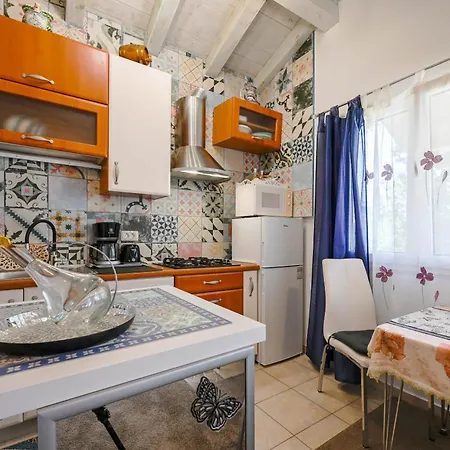Holiday home Helena Garden House